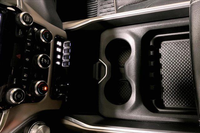 Used 2019 RAM 1500 Laramie AWD/4WD image 40