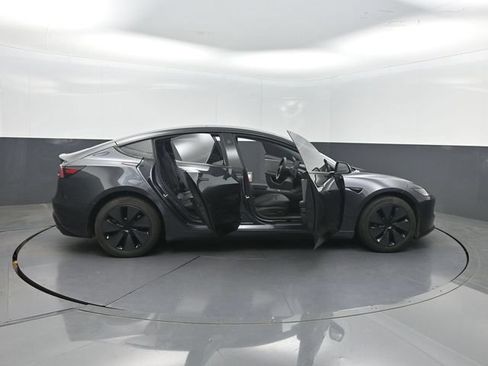 Used 2025 Tesla Model 3 RWD image 27