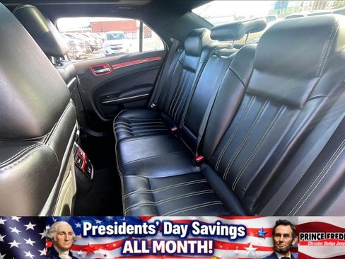 Used 2022 Chrysler 300 S image 22