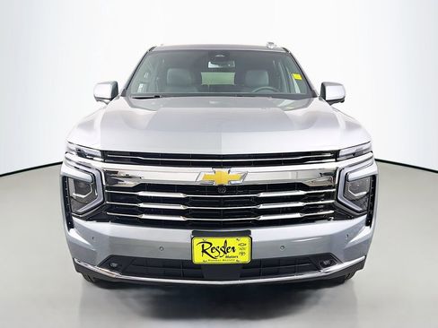New 2026 Chevrolet Suburban LT w/ Comfort Package AWD/4WD image 2