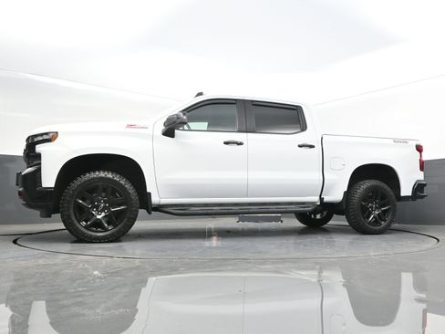 Used 2021 Chevrolet Silverado 1500 LT Trail Boss w/ Bed Protection Package image 40