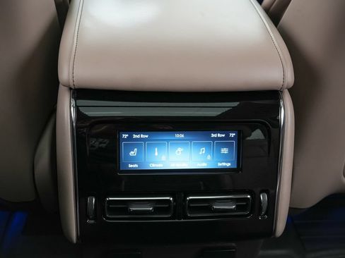 Used 2022 Lincoln Aviator Reserve w/ Equipment Group 201A AWD/4WD image 21