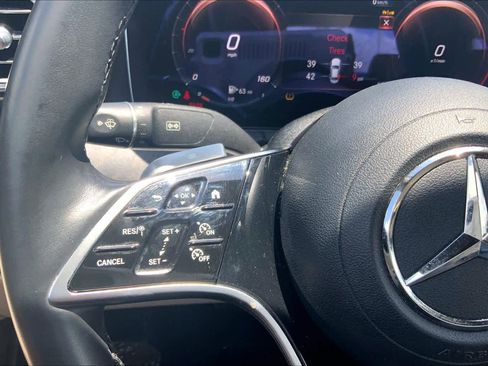 Used 2023 Mercedes-Benz E 350 Sedan image 24