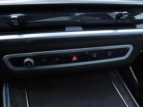 Certified 2024 BMW X5 xDrive40i w/ Premium Package image 43