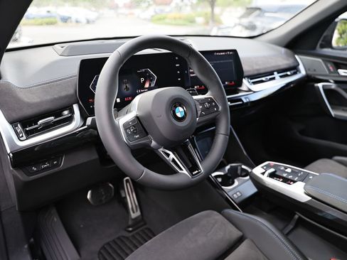New 2026 BMW X2 xDrive28i w/ Technology Package AWD/4WD image 19