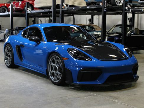 Used 2023 Porsche 718 Cayman GT4 RS image 1