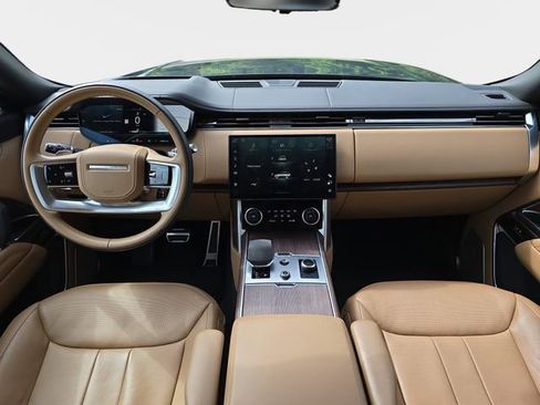 Used 2023 Land Rover Range Rover Autobiography AWD/4WD image 10
