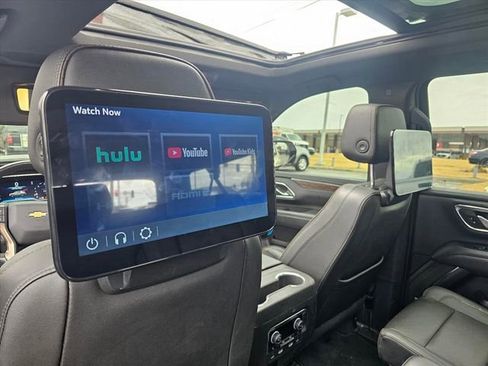 Used 2022 Chevrolet Suburban High Country image 26