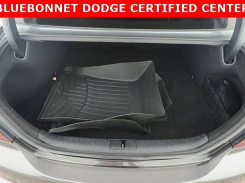 Used 2023 Genesis G70 2.0T image 5