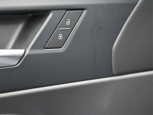 New 2026 Volkswagen Jetta SE image 21