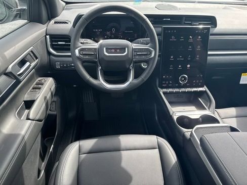 New 2026 GMC Terrain Elevation FWD image 3