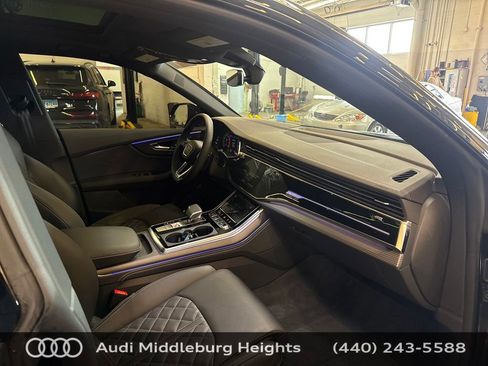 Used 2025 Audi SQ8 Prestige image 24