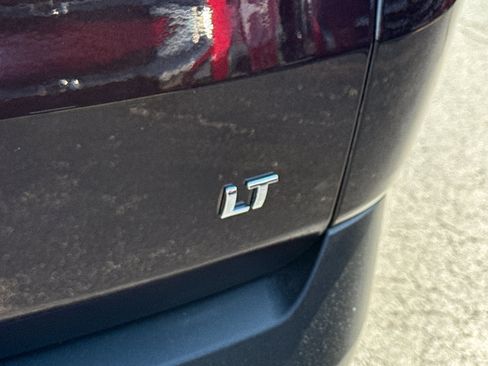 Used 2023 Chevrolet Traverse LT w/ LPO, Floor Liner Package image 9