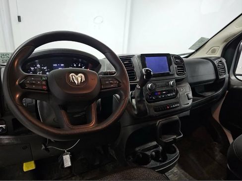 Used 2023 RAM ProMaster 2500 w/ Convenience Group FWD image 10