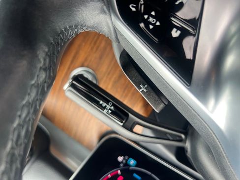 Used 2023 Mercedes-Benz C 300 4MATIC Sedan w/ Pinnacle Trim Package image 24