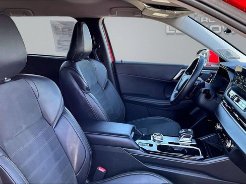 Used 2025 Mitsubishi Outlander SE AWD/4WD image 7