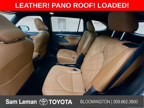 Used 2023 Toyota Highlander Platinum image 25