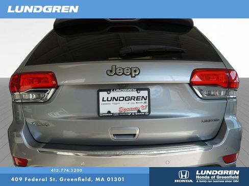 Used 2017 Jeep Grand Cherokee Limited AWD/4WD image 8