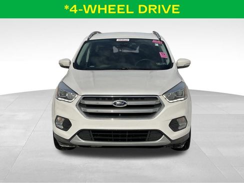 Used 2017 Ford Escape Titanium image 3