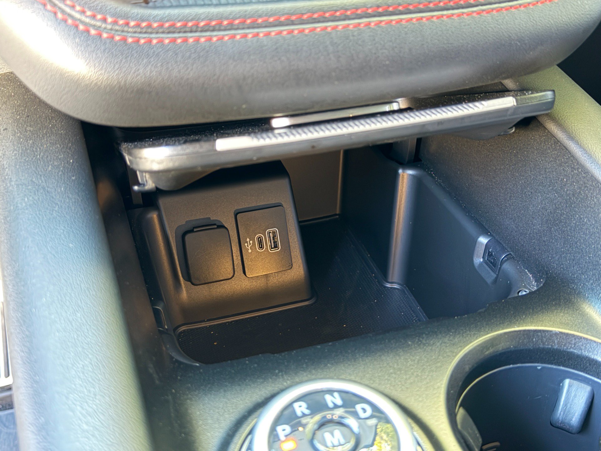 Used 2025 Ford Explorer ST AWD/4WD image 45