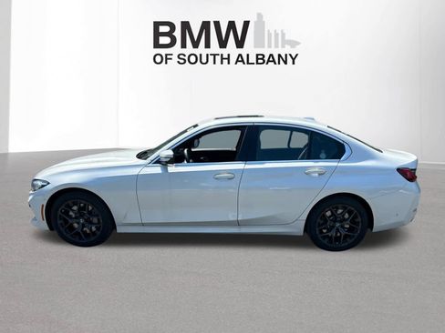 Used 2026 BMW 330i xDrive Sedan w/ Premium Package AWD/4WD image 2