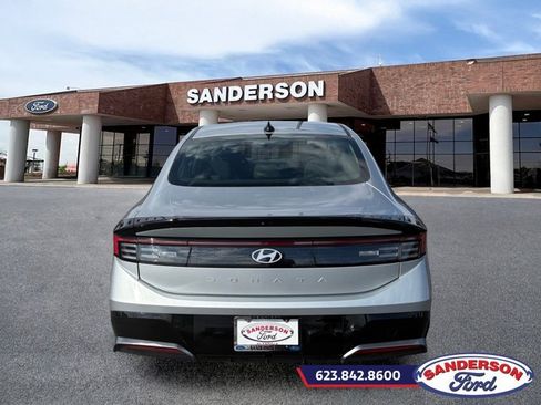 Used 2024 Hyundai Sonata SEL FWD image 4