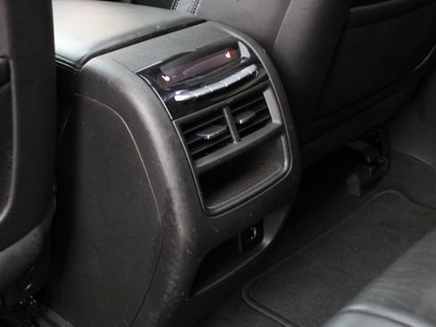 Used 2017 Cadillac XT5 Platinum image 23