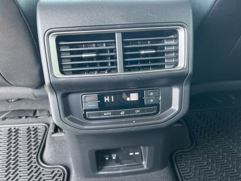 New 2026 Volkswagen Atlas SE AWD/4WD image 9