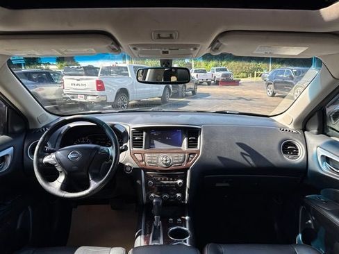Used 2014 Nissan Pathfinder Platinum w/ Platinum Premium Package AWD/4WD image 30