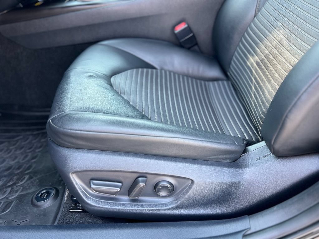 Used 2023 Toyota Camry SE w/ Audio Upgrade Package FWD image 22