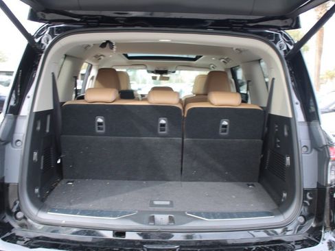 Certified 2025 INFINITI QX80 Luxe image 51