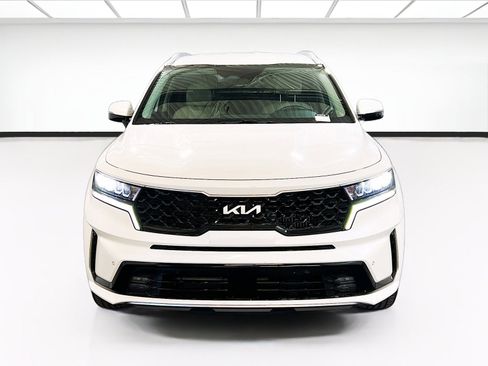Used 2022 Kia Sorento EX image 2