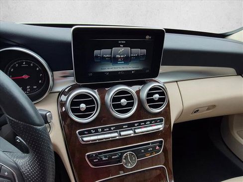 Used 2016 Mercedes-Benz C 300 Sedan image 8