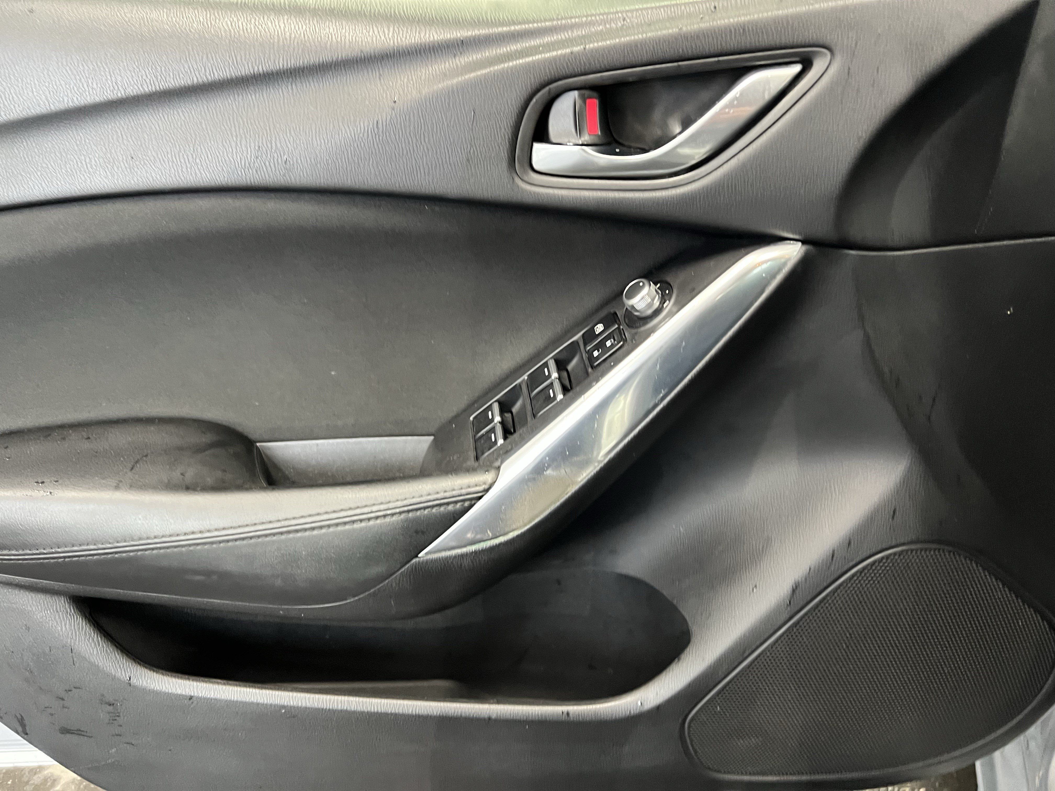 Used 2016 MAZDA MAZDA6 Sport FWD image 14