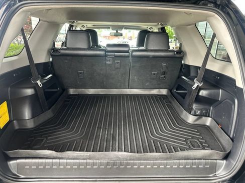 Used 2017 Toyota 4Runner Limited AWD/4WD image 17