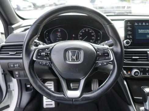 Used 2021 Honda Accord Sport image 12