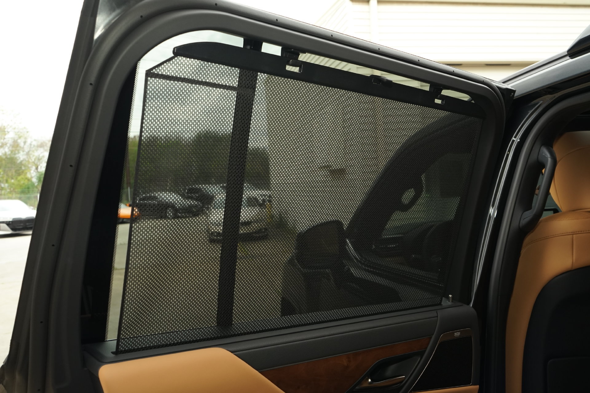 Used 2026 Lexus LX 600 4WD w/ Luxury Package image 25