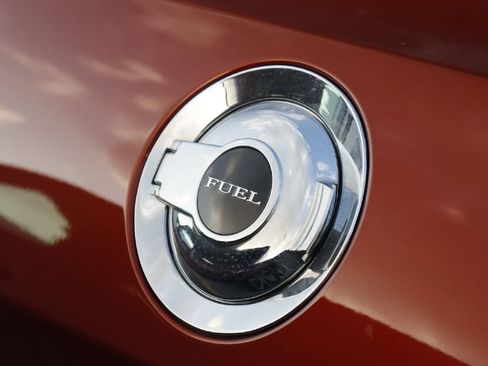 Used 2021 Dodge Challenger R/T w/ Driver Convenience Group RWD image 9