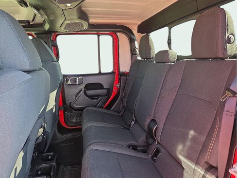 New 2025 Jeep Gladiator Willys image 10
