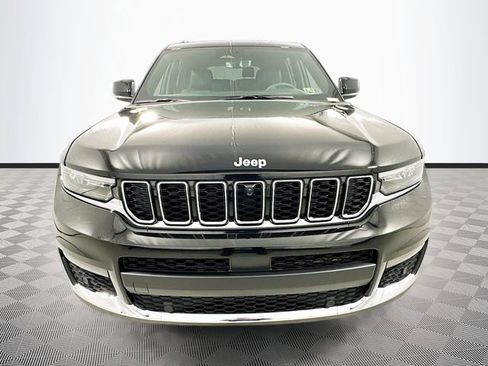 New 2025 Jeep Grand Cherokee L Limited w/ Luxury Tech Group II image 2