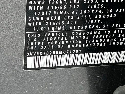 Used 2024 Volkswagen Taos S image 34