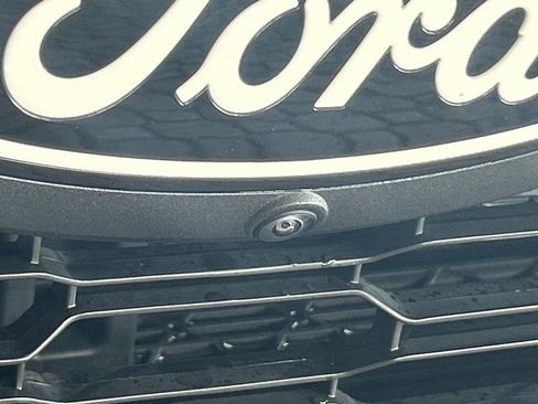 Used 2025 Ford F150 Lariat w/ Equipment Group 501A Mid image 21