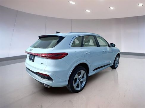 Used 2025 Audi Q5 Premium Plus w/ Premium Plus image 6