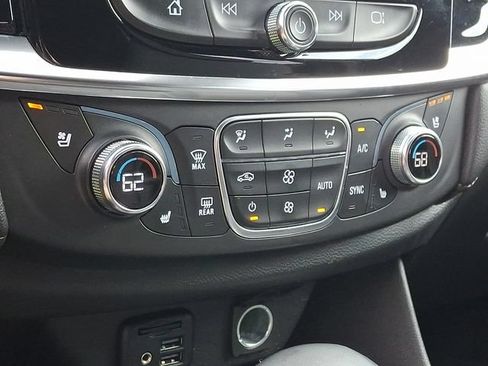 Used 2023 Chevrolet Traverse High Country w/ LPO, Floor Liner Package AWD/4WD image 19