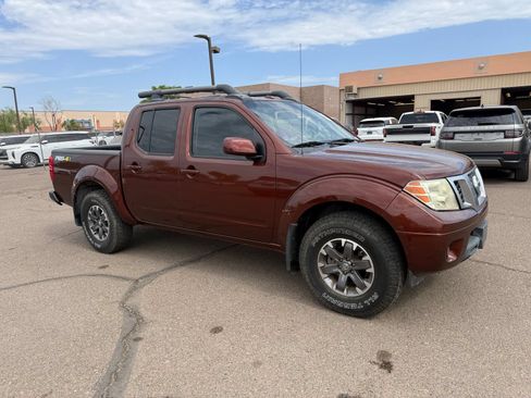 Used 2016 Nissan Frontier PRO-4X w/ Pro-4x Luxury Package AWD/4WD image 3