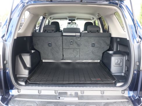 Used 2018 Toyota 4Runner TRD Off-Road image 32