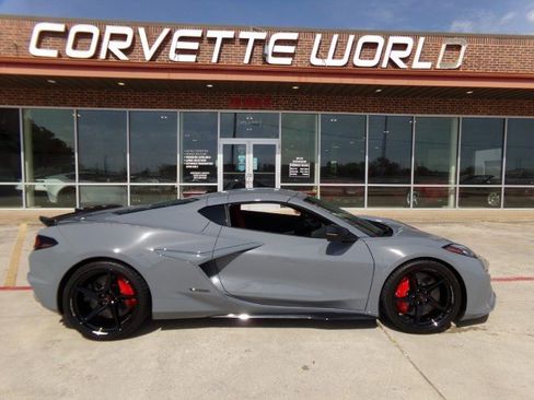 Used 2025 Chevrolet Corvette E-Ray w/ ZER Performance Package AWD/4WD image 4