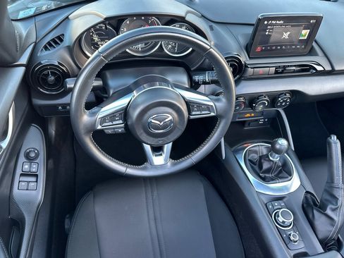 Used 2022 MAZDA MX-5 Miata Sport image 16
