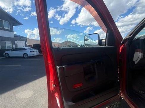Used 2004 Dodge Ram 2500 Truck ST w/ Trailer Tow Group AWD/4WD image 14