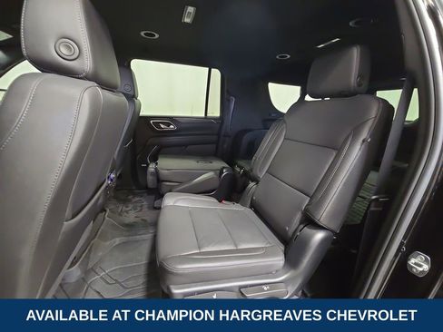 Used 2023 Chevrolet Suburban Z71 w/ Luxury Package image 33
